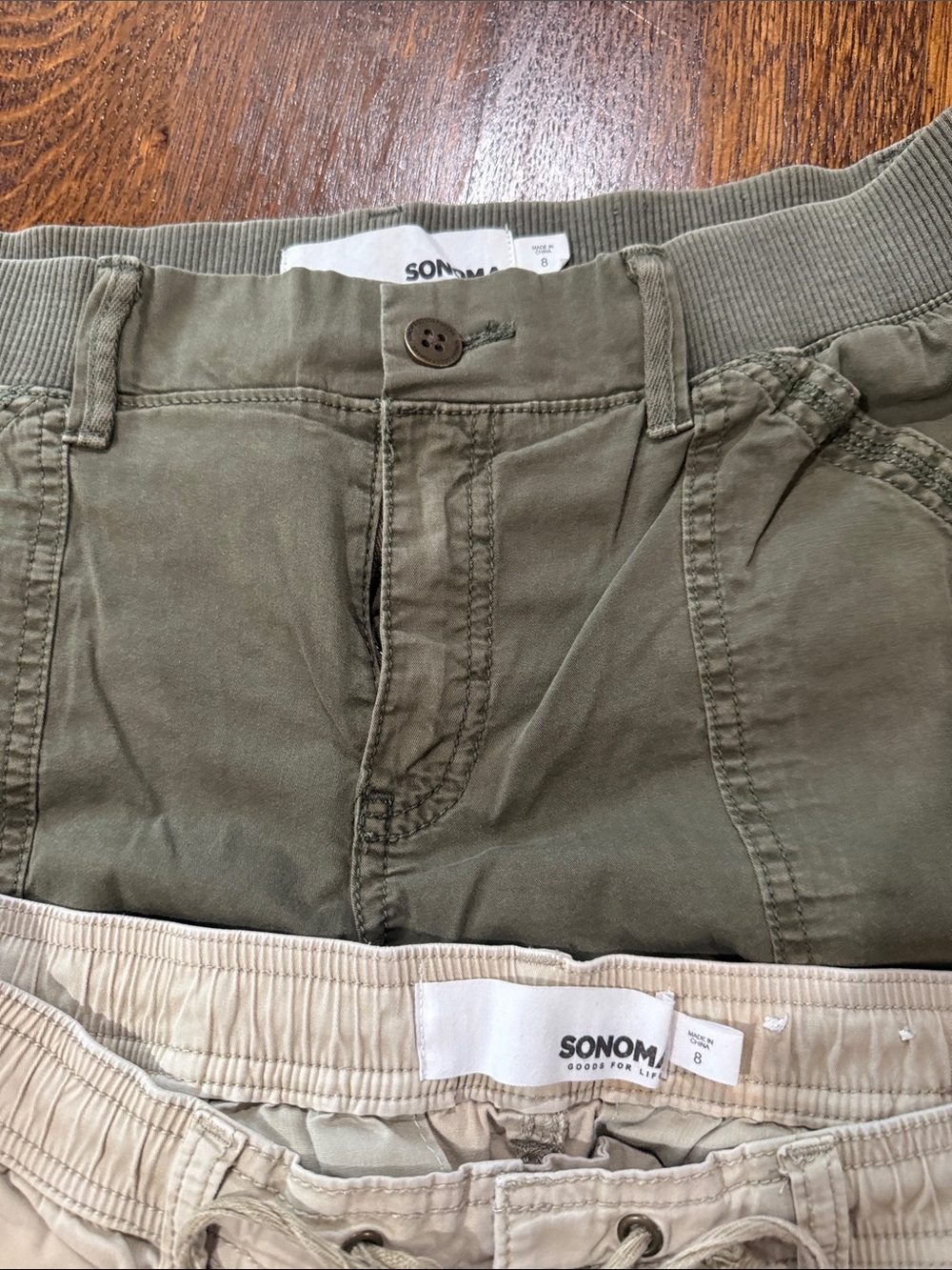 4 Pair of Sonoma Cargo Shorts Size 8 - Picture 3 of 5